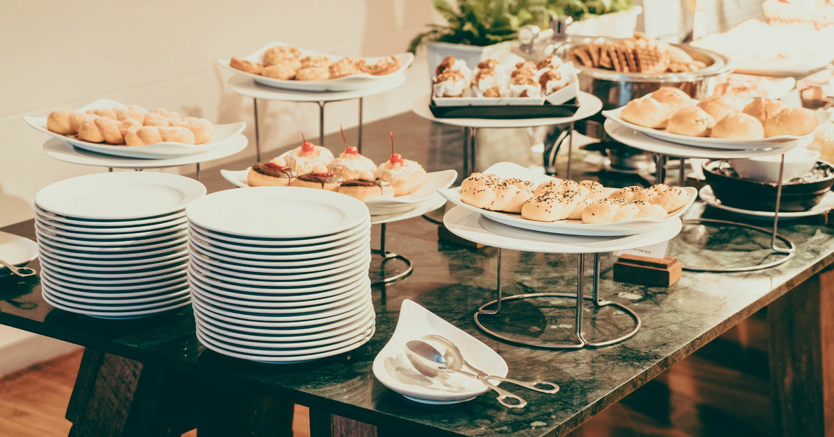 Colazione a buffet antispreco Soluzioni sostenibili per la colazione in hotel
